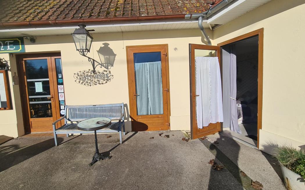 La Taverne Buire-le-Sec エクステリア 写真